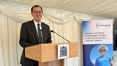 Tom Gordon at a diabetes event