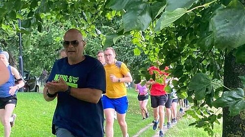 Tom Gordon running Harrogate parkrun
