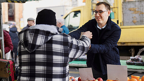Tom Gordon MP at Knaresborough market