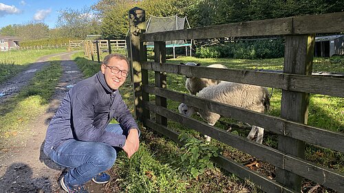 Tom Gordon experiencing challenges of farm life