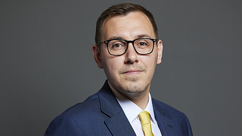 Tom Gordon's official parliamentary portrait